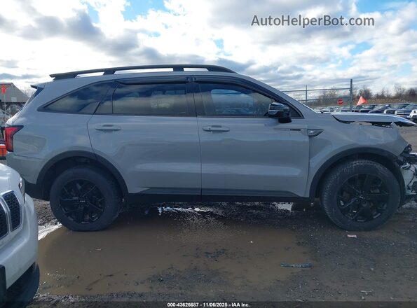 5XYRLDLC2NG071388 2022 KIA SORENTO Gray Սալոնի հետևի տեսք
