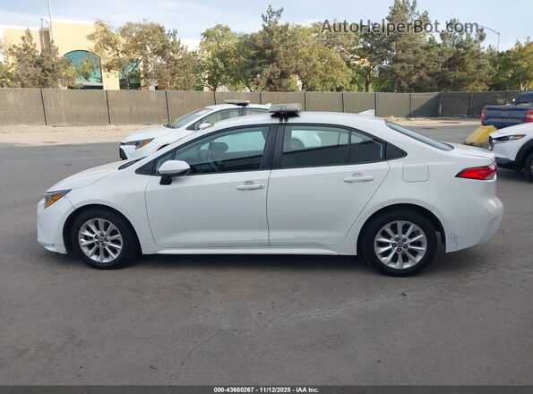 5YFVPMAE5NP281955 2022 TOYOTA LL White Widok wnętrza 360 stopni