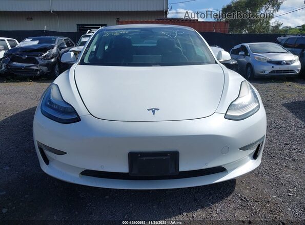 5YJ3E1EA6LF661687 2020 TESLA MODEL 3 White Widok zestawu wskaźników