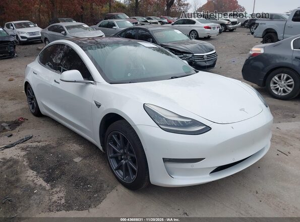5YJ3E1EB0JF086332 2018 TESLA MODEL 3 White Front right