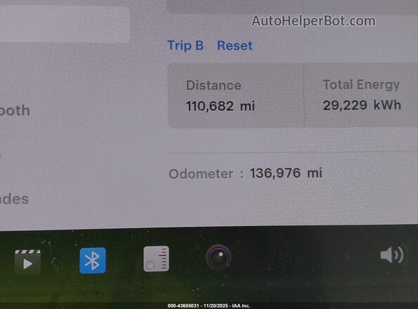 5YJ3E1EB0JF086332 2018 TESLA MODEL 3 White 