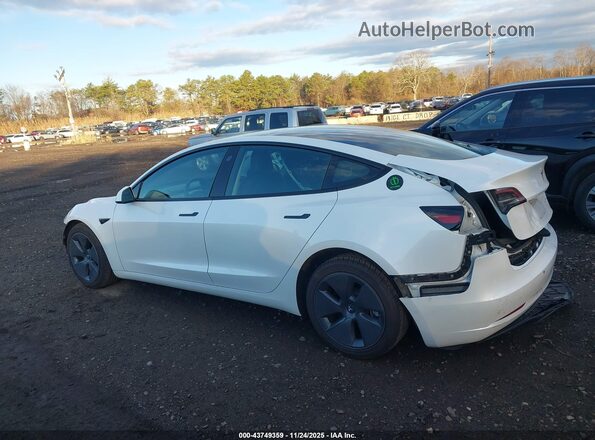5YJ3E1EB1NF326901 2022 TESLA MODEL 3 White Widok wnętrza 360 stopni