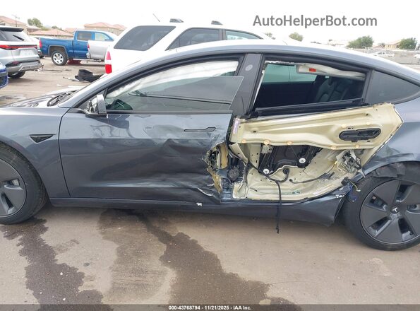 5YJ3E1EB7NF332363 2022 TESLA MODEL 3 Серый Вид задней части салона
