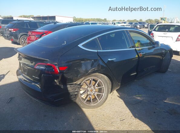 5YJ3E1EB8JF092993 2018 TESLA MODEL 3 Black Հետևի աջ