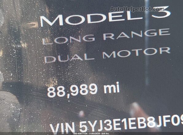 5YJ3E1EB8JF092993 2018 TESLA MODEL 3 Black Սալոնի 360 աստիճան տեսք