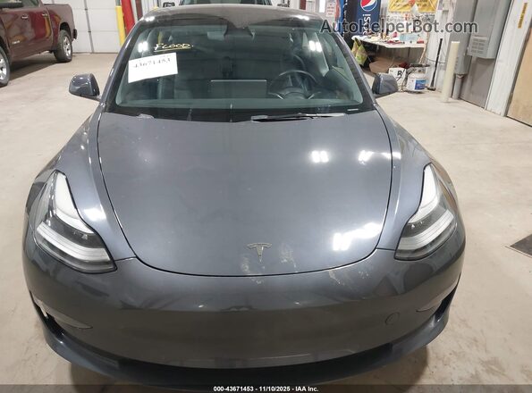 5YJ3E1EB8NF289538 2022 TESLA MODEL 3 Серый Вид спереди