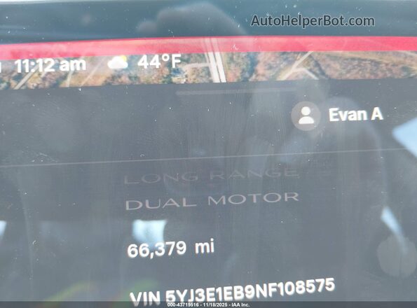 5YJ3E1EB9NF108575 2022 TESLA MODEL 3 Красный Панорамный вид салона 360°
