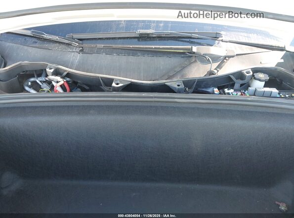 5YJXCBE29JF090733 2018 TESLA MODEL X Белый Вид сзади