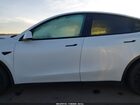 2020 Tesla Model Y Long Range Dual Motor All-wheel Drive White vin: 5YJYGDEE2LF014630