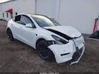 2020 Tesla Model Y Long Range Dual Motor All-wheel Drive White vin: 5YJYGDEE3LF017097
