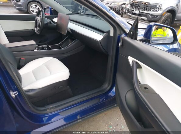 5YJYGDEE3LF023076 2020 TESLA MODEL Y Blue Вид салону спереду