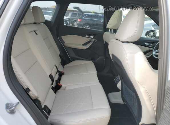 WBX73EF0XP5W78183 2023 BMW X1 Белый Вид подкапотного пространства