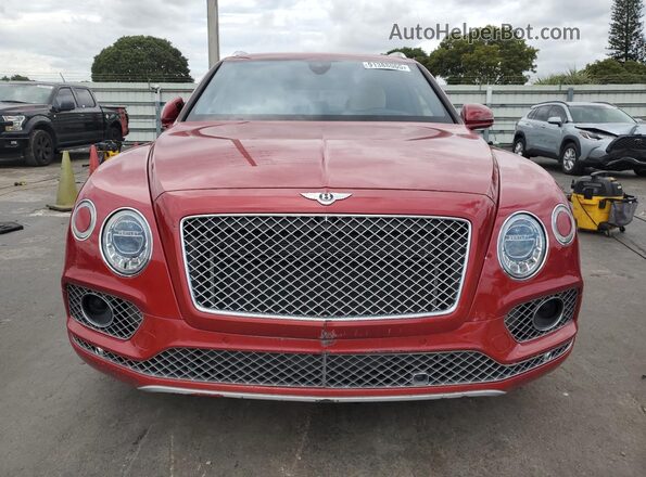 SJAAC2ZV1HC014037 2017 BENTLEY BENTAYGA Красный Вид сзади