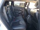 2019 Jeep Cherokee Latitude Plus Белый vin: 1C4PJMLX8KD398775