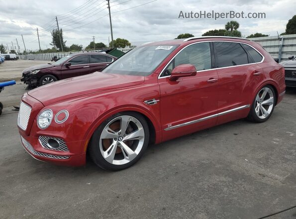 SJAAC2ZV1HC014037 2017 BENTLEY BENTAYGA Красный Задняя левая четверть
