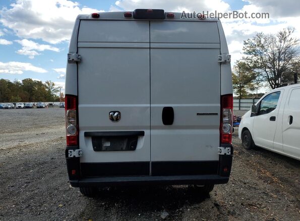 3C6MRVHG7SE517898 2025 RAM PROMASTER Белый Вид салона спереди