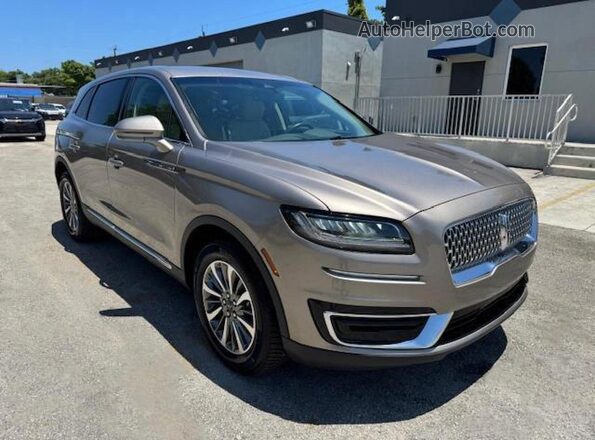 2LMPJ8J93LBL15854 2020 LINCOLN NAUTILUS Tan წინა ხედი