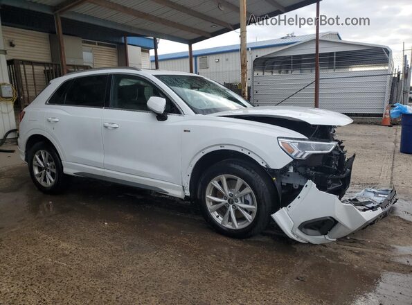 WA1DECF31S1062696 2025 AUDI Q3 Белый Вид спереди