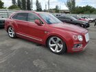 2017 Bentley Bentayga Красный vin: SJAAC2ZV1HC014037