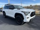 2024 Toyt Sequoia Tr White vin: 7SVAAABA2RX025764