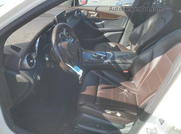 WDC0G4KBXJV039713 2018 MERCEDES-BENZ GLC-CLASS Белый Вид панели приборов