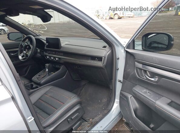 7FARS6H82SE063513 2025 HONDA CR-V Серый Вид салона спереди