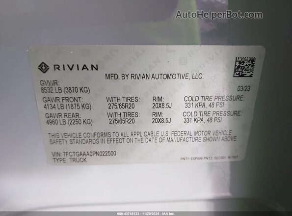 7FCTGAAA0PN022500 2023 RIVIAN R1T Серый Вид подкапотного пространства