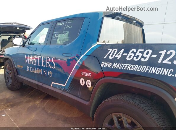7FCTGAAA1PN017807 2023 RIVIAN R1T Blue 