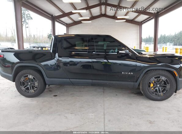 7FCTGAAA2NN007400 2022 RIVIAN R1T Black Widok wnętrza z tyłu