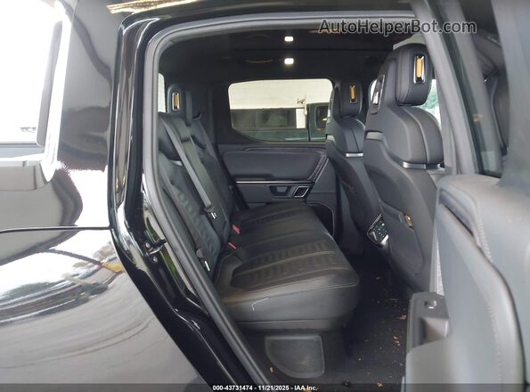 7FCTGAAA2NN007400 2022 RIVIAN R1T Black Widok naklejki z numerem VIN