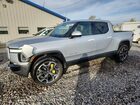 2022 Rivian R1t Adventure Silver vin: 7FCTGAAA9NN008835