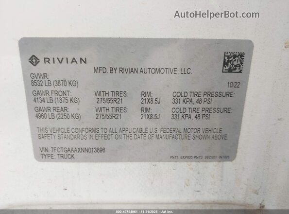7FCTGAAAXNN013896 2022 RIVIAN R1T White Widok komory silnika