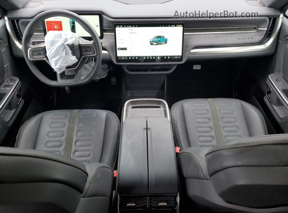 7FCTGCAA3RN030878 2024 RIVIAN R1T Blue Vista del salpicadero