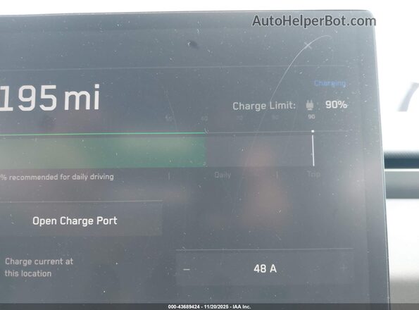 7G2CEHED0RA028785 2024 TESLA CYBERTRUCK Серебряный 