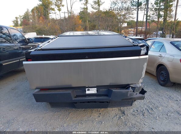 7G2CEHED4SA071001 2025 TESLA CYBERTRUCK Серебряный 