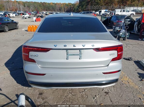 7JRL12FK0RG309066 2024 VOLVO S60 Серебряный 