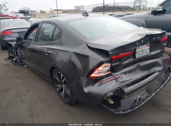 7JRL12FK3RG317419 2024 VOLVO S60 Серый Задняя левая четверть