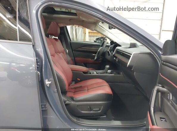 7MMVAADW6SN124237 2025 MAZDA CX-50 HYBRID Синий Вид салона спереди