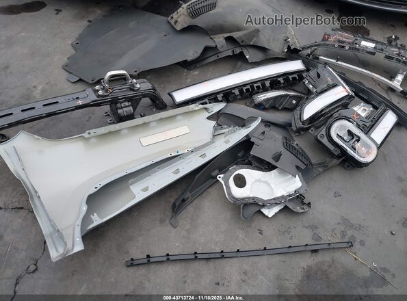 7PDSGBBA6RN041098 2024 RIVIAN R1S Gray Вид щитка приладів