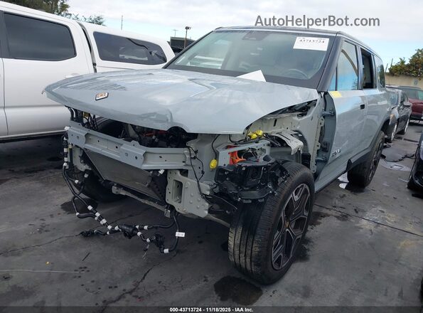 7PDSGBBA6RN041098 2024 RIVIAN R1S Gray Передня ліва чверть