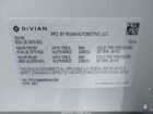 2024 Rivian R1s Adventure Dual Motor Large Pack/adventure Dual Motor Perf Large Pack Gray vin: 7PDSGBBA6RN041098