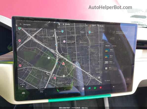 7SAXCAE53TF473691 2026 TESLA MODEL X Красный Панорамный вид салона 360°