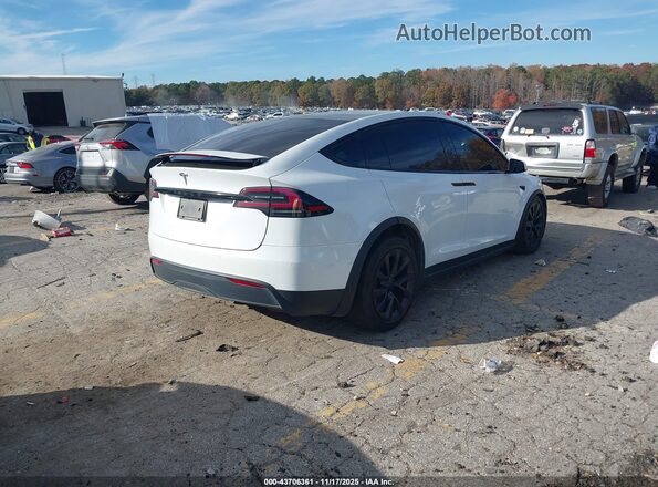 7SAXCBE56PF365514 2023 TESLA MODEL X Белый Задняя правая четверть
