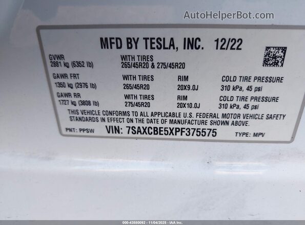 7SAXCBE5XPF375575 2023 TESLA MODEL X Белый Вид подкапотного пространства