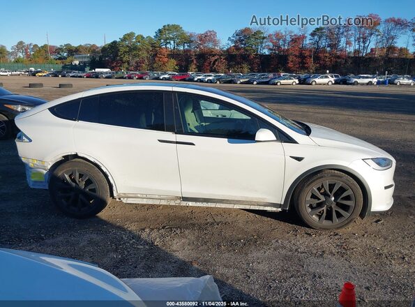 7SAXCBE5XPF375575 2023 TESLA MODEL X Белый Вид задней части салона