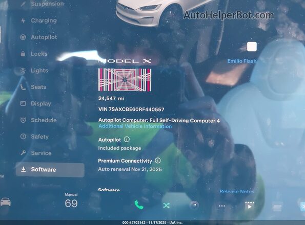 7SAXCBE60RF440557 2024 TESLA MODEL X Черный Вид задних сидений