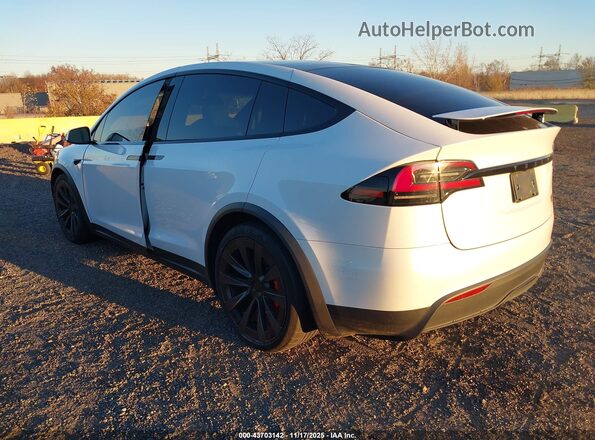 7SAXCBE60RF440557 2024 TESLA MODEL X Черный Задняя левая четверть