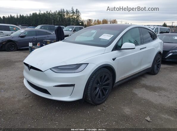 7SAXCBE62NF336596 2022 TESLA MODEL X Белый Передняя левая четверть