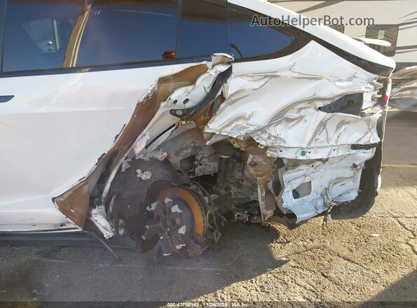 7SAXCBE63NF339183 2022 TESLA MODEL X White Вид спереду