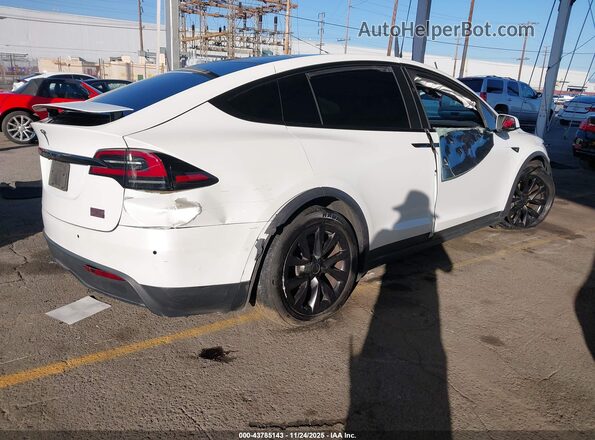 7SAXCBE63NF339183 2022 TESLA MODEL X White Задня права чверть